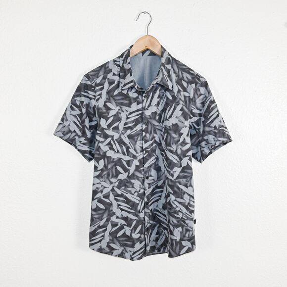 Lululemon Men's Airing Easy Short Sleeve Button Down Shirt Grey leaf print - Picture 1 of 6